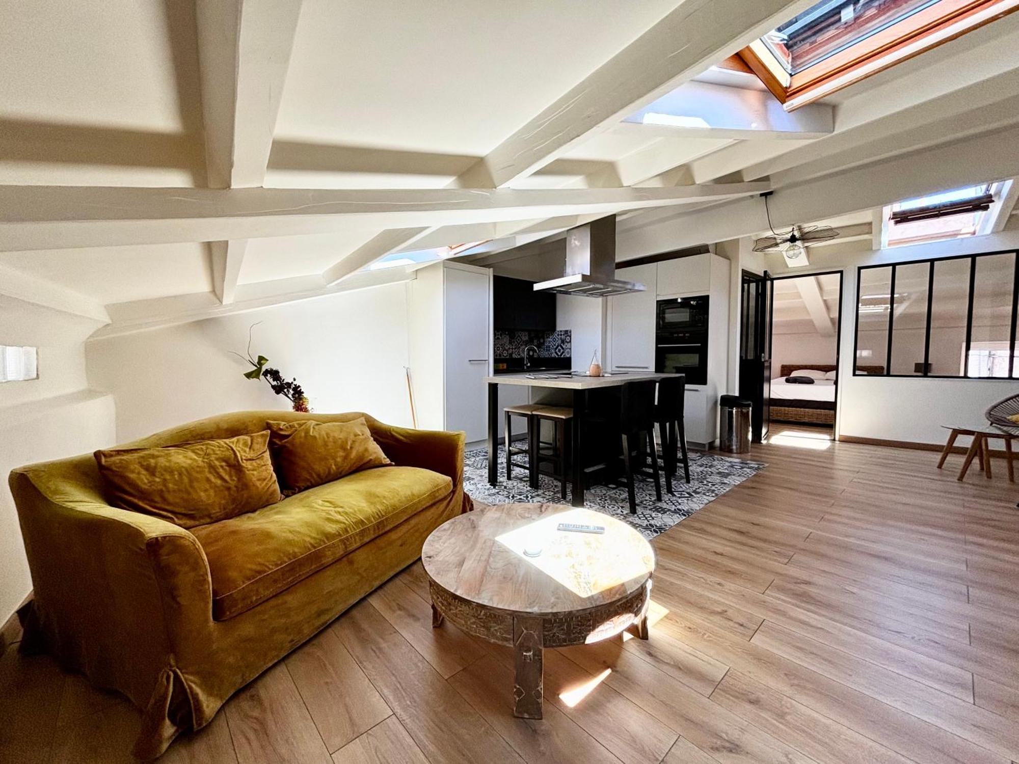 Casamea - Vieille Ville, Clim, A 5min Appartement